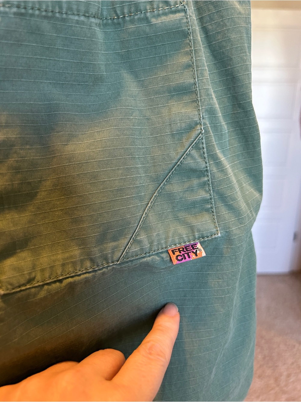 GAP x FreeCity Collab Let’s Go Free Army Green Cargo Pants Drawstring Size XS - Picture 6 of 8
